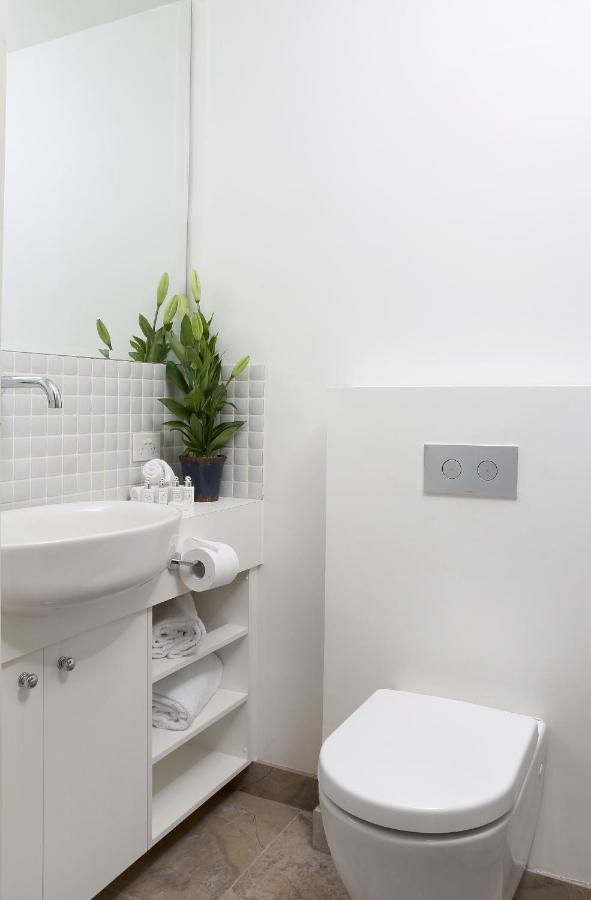 Studio 3 - Saint George Accommodation Melbourne Exterior photo